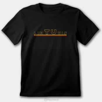 Juodi patriotiniai marskineliai su moderniu uzrasu LIETUVIS ir Lietuvos veliavos spalvu juostelemis. Dzemperiai yra unisex, todel puikiai tinka poroms, vyrams ir moterims. Turime marskineliu modelius visai seimai - vyrams, moterims ir vaikams, kad galetumete susikurti vieninga stiliu.